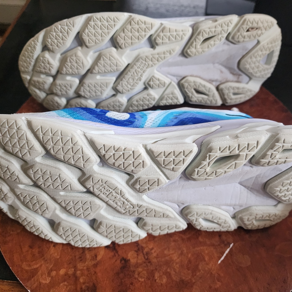 Women's Clifton Edge Geometric Hoka Blue and White Sneakers with Cushioned Sole - Picture 5 of 5
